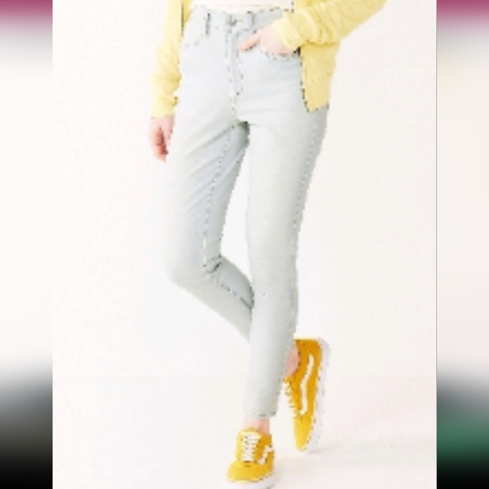 JUNIOR'S  SUPER HIGH RISE JEGGINGS
